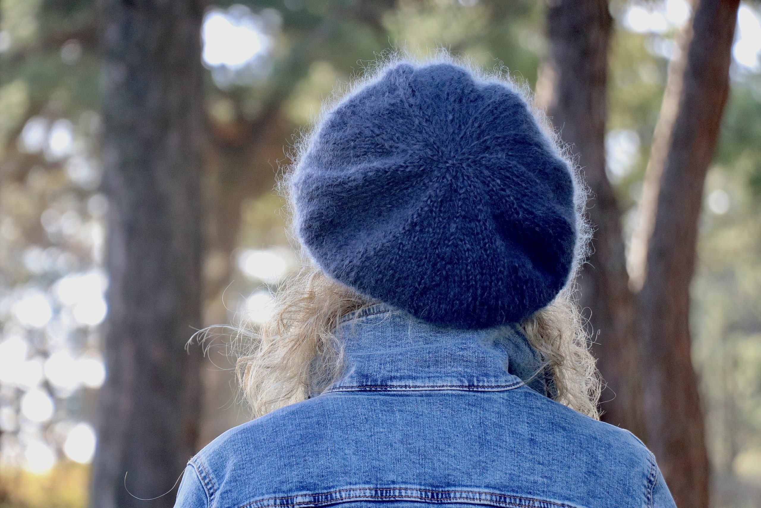 IMG_4623 béret mohair couleur ardoise gros plan