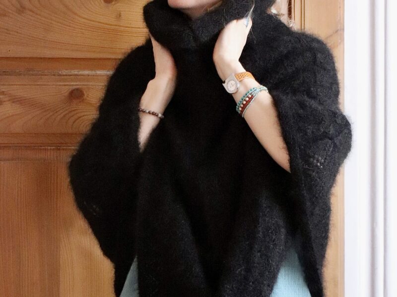 Poncho Épais en Mohair Noir