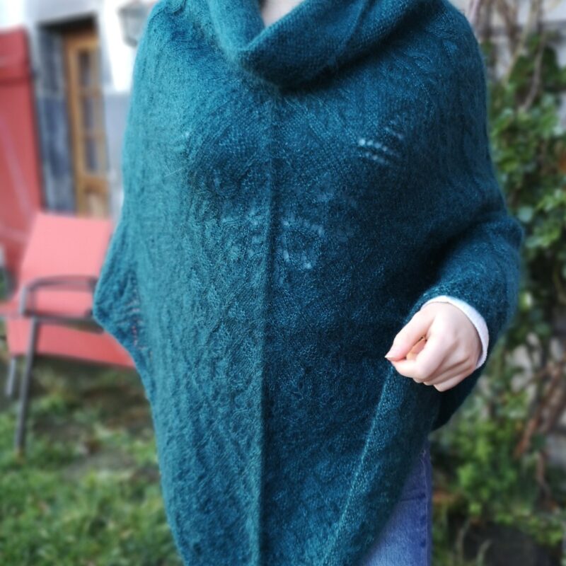 Poncho Col vert 2 Poncho Épais en Mohair Col vert