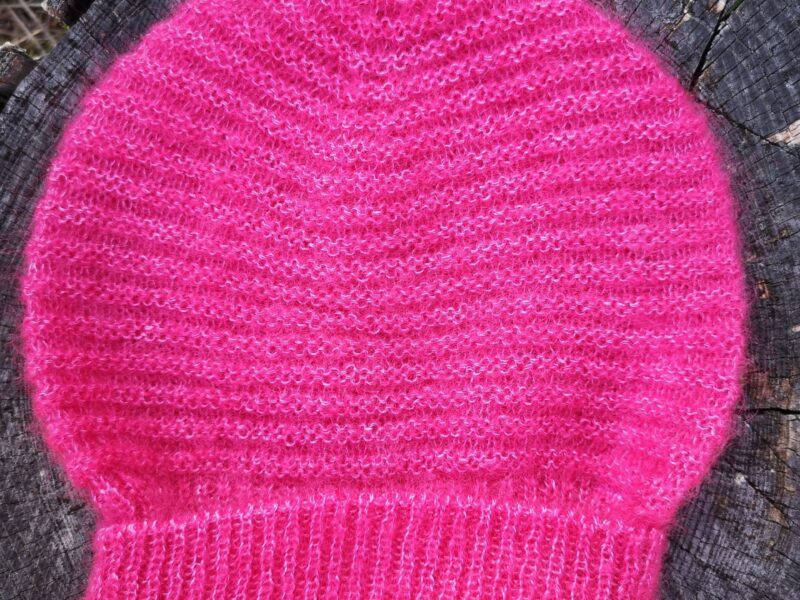 bonnet en mohair au fil de la monne