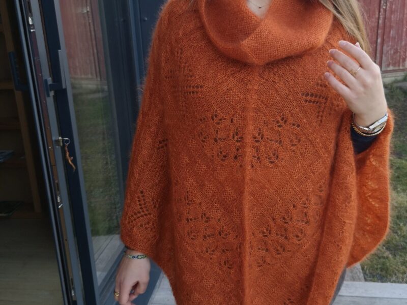 poncho mohair au fil de la monne