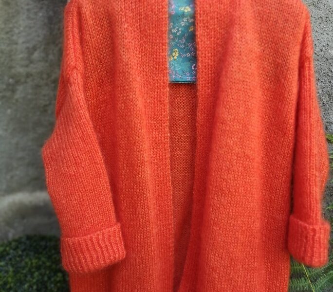 gilet en mohair au fil de la monne en mohair