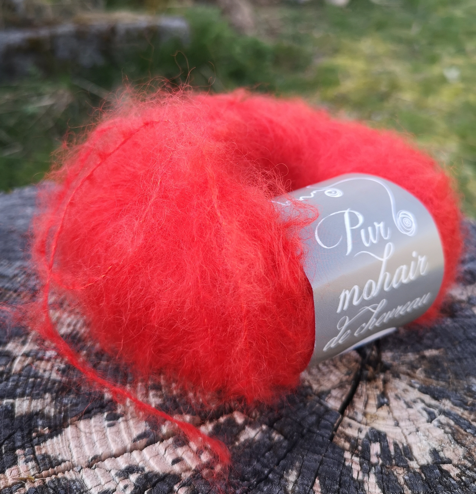 Pelote Pur Mohair Ecarlate 860 Pelote Pur Mohair - Pom d'A - 71858 -